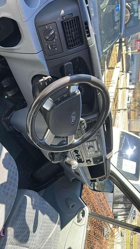 Gebraucht Ford Transit 131 PS (96 kW) 2007 Silber Van / Kleinbus