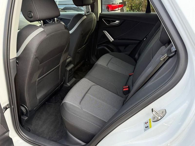 Gebraucht Audi Q2 S-Line 116 PS (85 kW) 2024 Weiß SUV