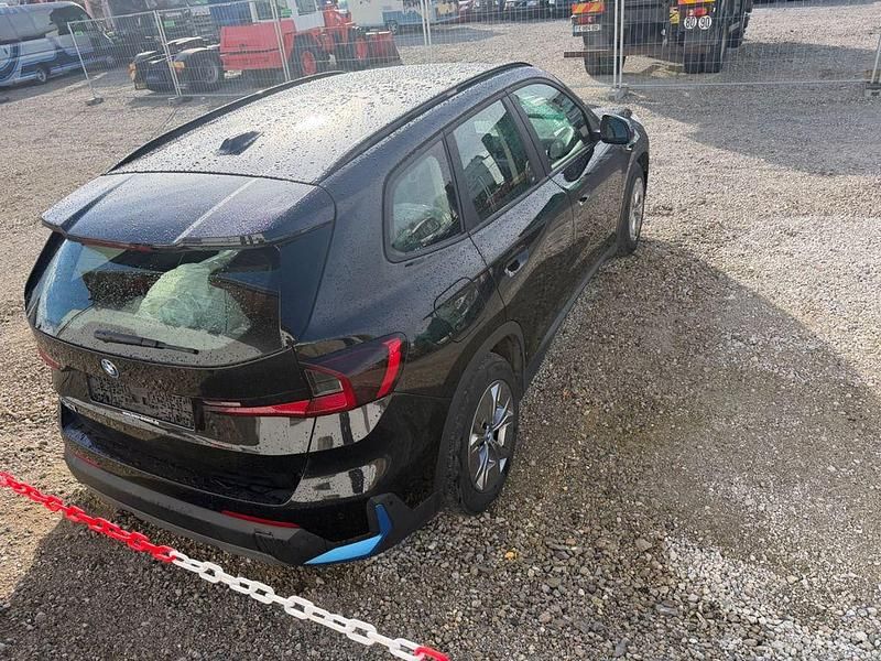 Gebraucht BMW iX1 230 kW (313 PS) 2023 Schwarz SUV