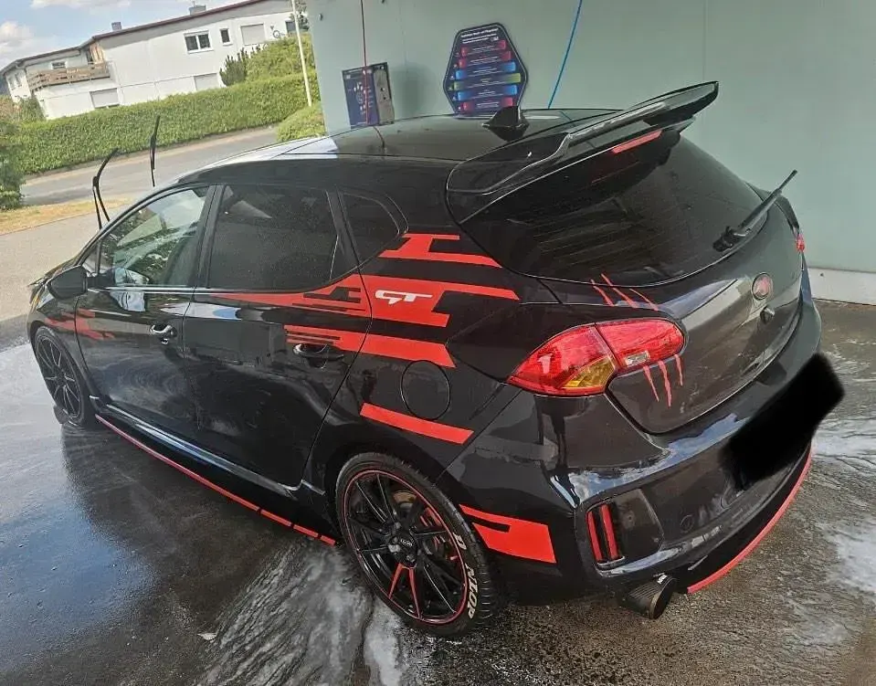 Gebraucht Kia Ceed 245 PS (180 kW) 2013 Schwarz Kleinwagen