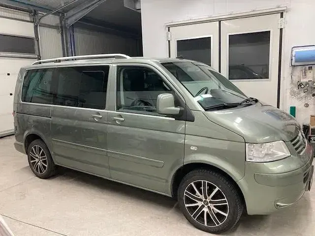 Gebraucht VW Multivan Highline 174 PS (127 kW) 2007 Grün Van / Kleinbus