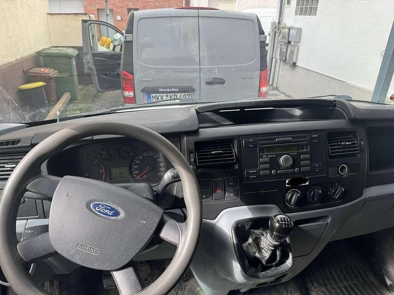 Gebraucht Ford 300 125 PS (91 kW) 2013 Weiß Pickup