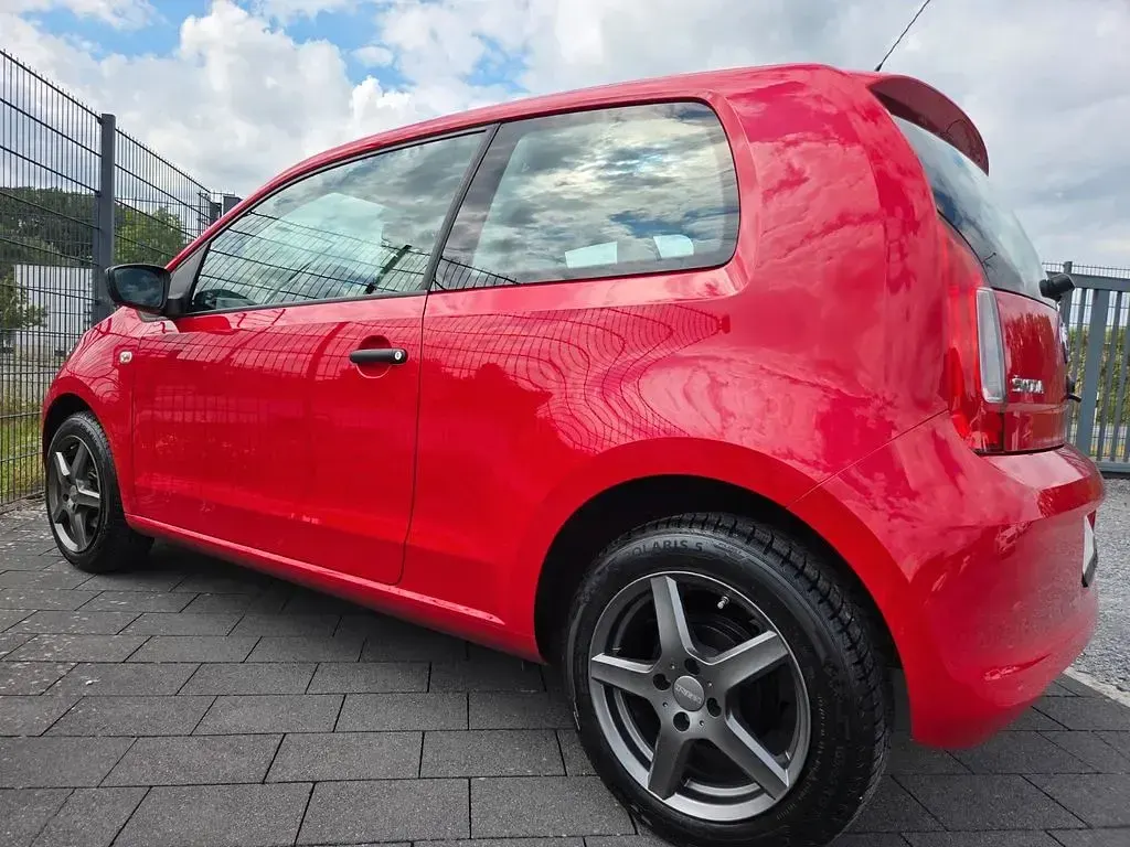 Gebraucht Skoda Citigo Active 60 PS (44 kW) 2012 Tornadorot Kleinwagen