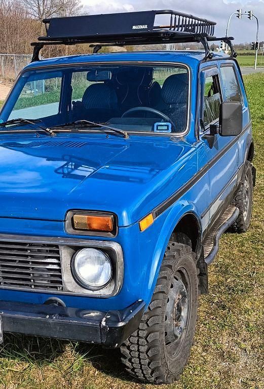 Gebraucht Lada niva 82 PS (60 kW) 2006 Blau SUV