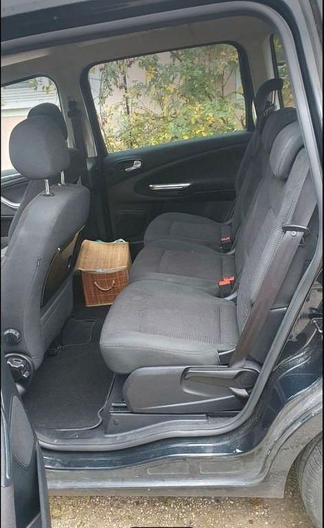 Gebraucht Ford Galaxy Trend 160 PS (117 kW) 2012 Schwarz Van / Kleinbus