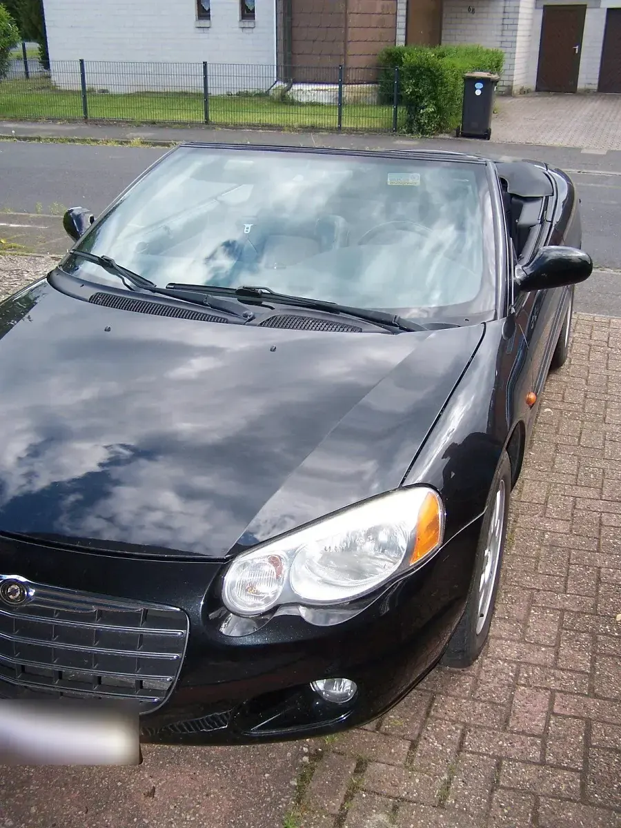 Second-hand Chrysler Sebring Cabriolet 141 CP (103 kW) 2003 Negru Cabrio