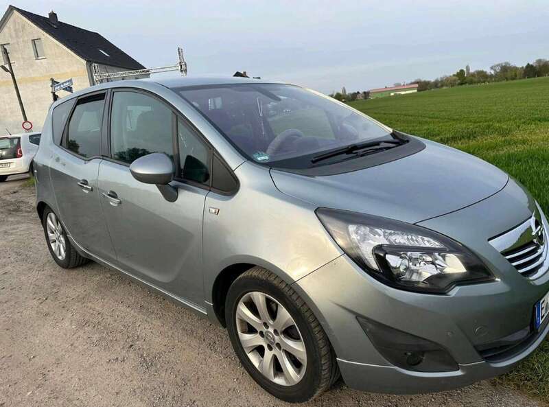 Opel Meriva B , Automatik, Top Zustand in Essen - Altenessen, Opel Meriva  Gebrauchtwagen