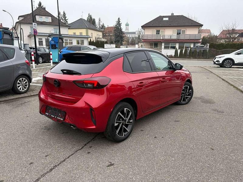 Neu Opel Corsa 101 PS (74 kW) 2025 Kiss rot Kleinwagen
