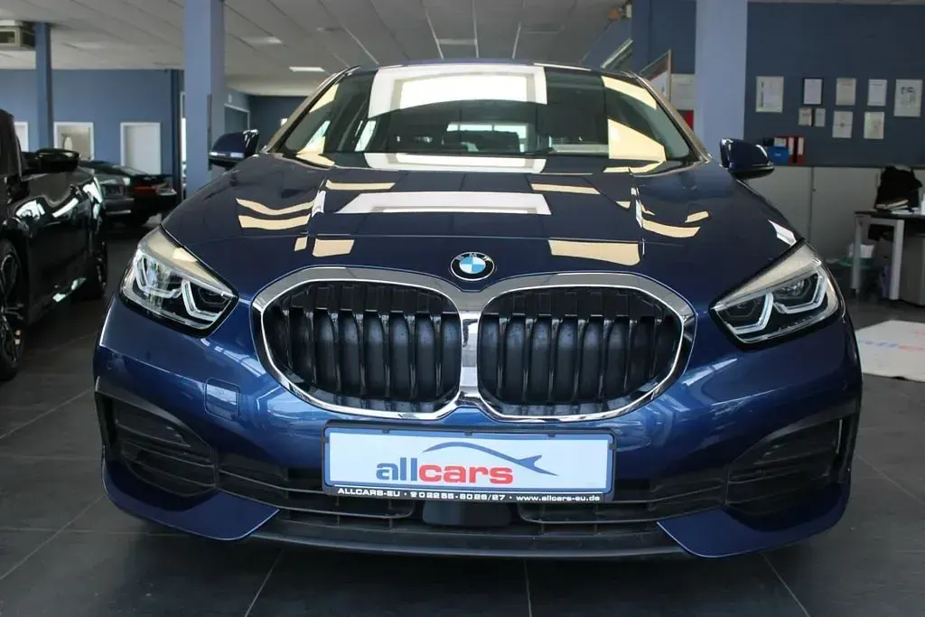 Gebraucht BMW 118 Advantage 136 PS (100 kW) 2023 Blau Kleinwagen