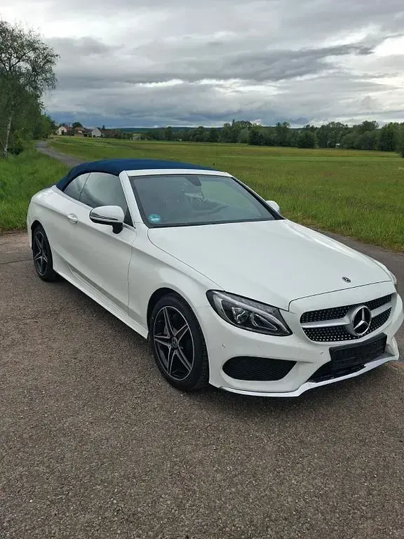 Gebraucht Mercedes C250 AMG line 211 PS (155 kW) 2017 Weiß Cabrio
