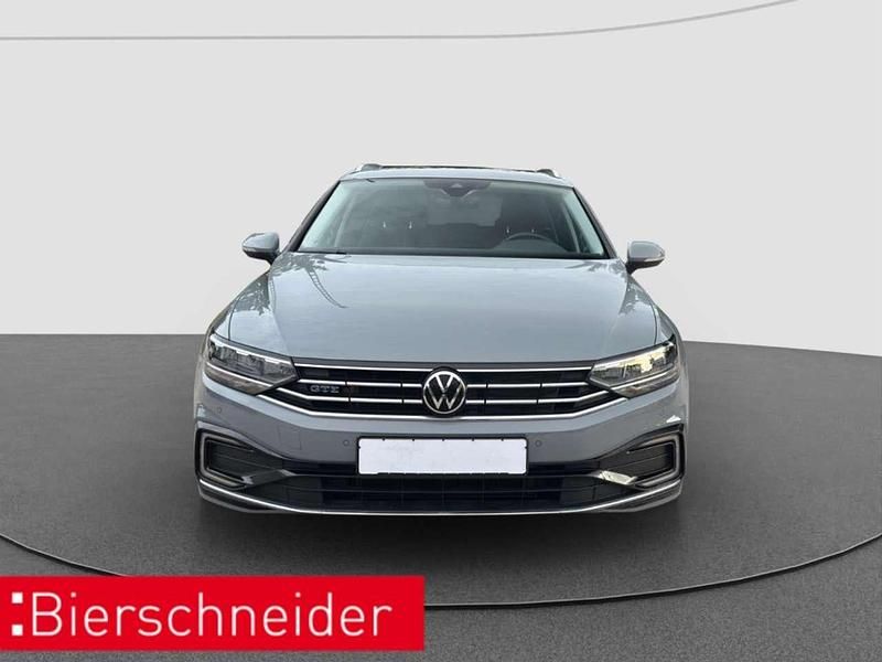 Gebraucht VW Passat GTE 218 PS (160 kW) 2022 Grau Kombi