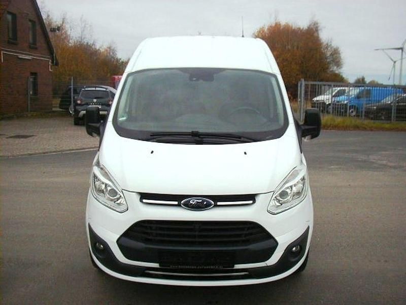 Gebraucht Ford Transit Custom Trend 131 PS (96 kW) 2018 Frozen white Van / Kleinbus