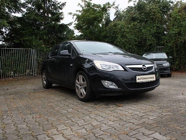 Schwarz Gebraucht 2011 Opel Astra Limousine | 1.450 € (Superpreis) - Bild 1/4