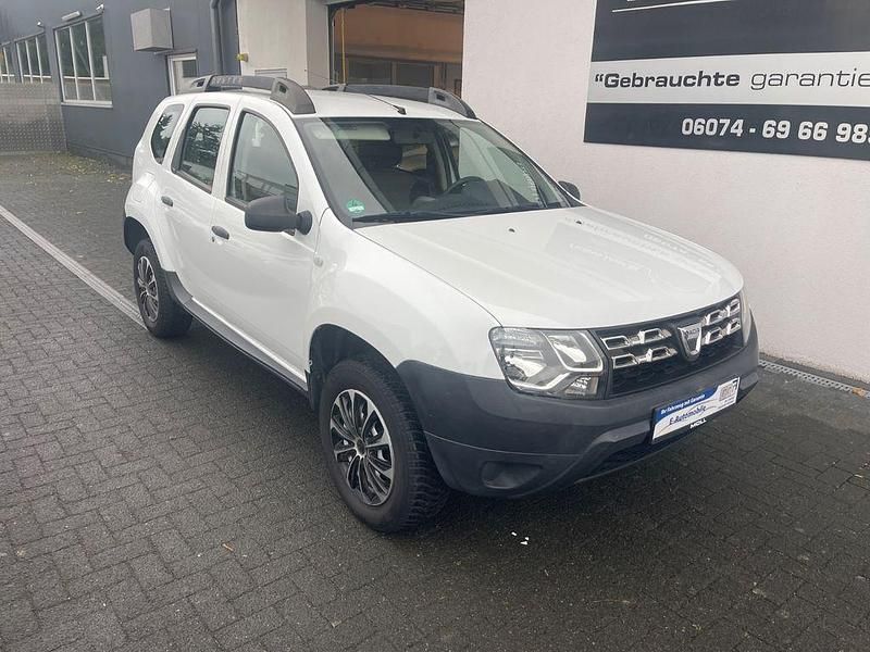 Weiß Gebraucht 2015 Dacia Duster Ice SUV | 7.340 € (Fairer Preis) - Bild 1/4