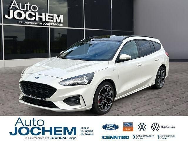 Weiß Gebraucht 2021 Ford Focus ST-Line X Limousine | 19.666 € (Etwas zu teuer) - Bild 1/4