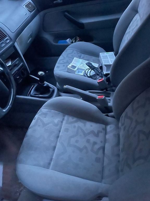 Gebraucht VW Golf III Basis 75 PS (55 kW) 1998 Silber Limousine