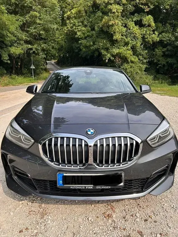 Gebraucht BMW 120 M Sport 190 PS (139 kW) 2019 Grau Kleinwagen