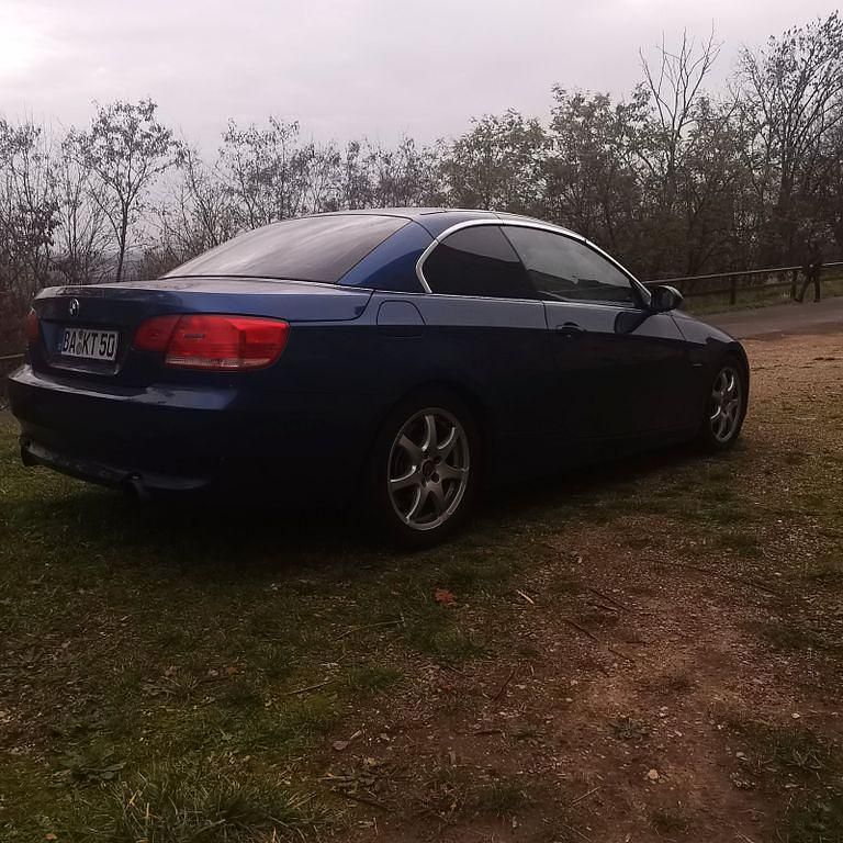 Gebraucht BMW 335 Cabriolet Sport Line 306 PS (225 kW) 2007 Blau Cabrio