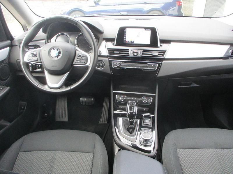 Gebraucht BMW 218 Gran Tourer 150 PS (110 kW) 2022 Schwarz Van / Kleinbus