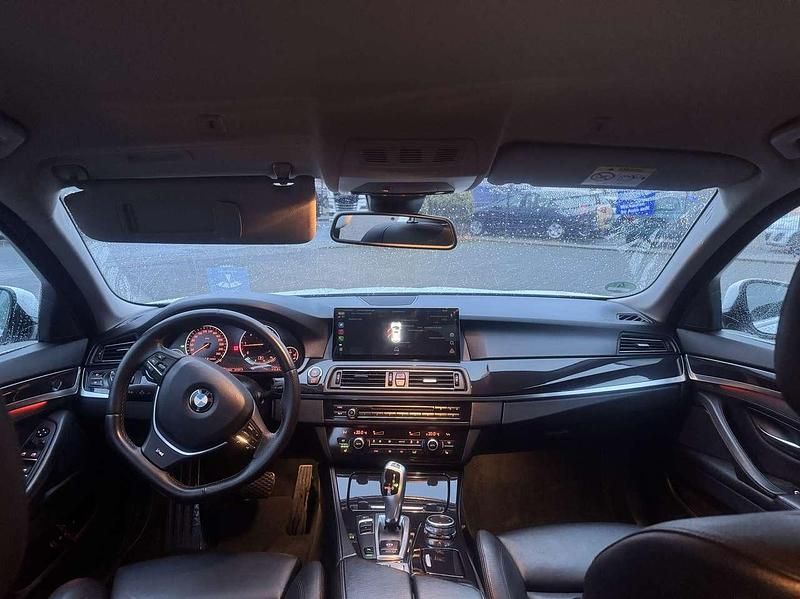 Gebraucht BMW 525 Sport Line 218 PS (160 kW) 2016 Weiß Kombi