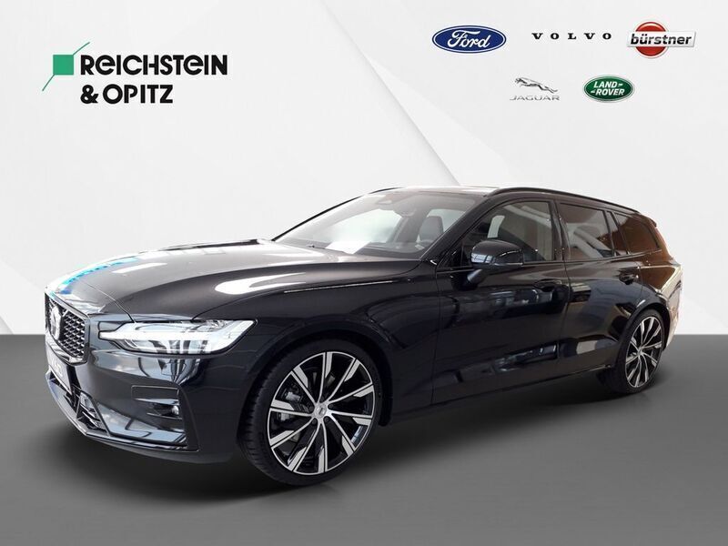 Gebraucht Volvo V60 Ultimate 197 PS (144 kW) 2023 Onyxblack Kombi