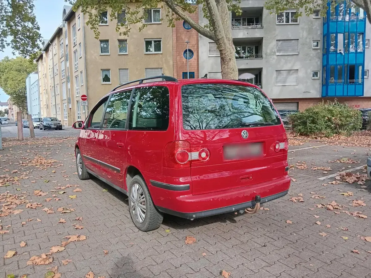 Gebraucht VW Sharan 140 PS (102 kW) 2007 Rot Van / Kleinbus