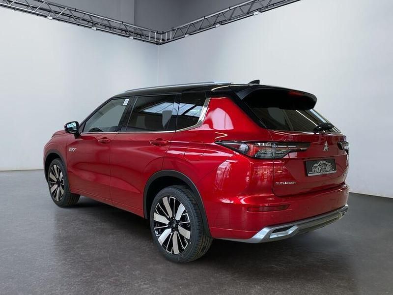 Gebraucht Mitsubishi Outlander P-HEV Top 306 PS (225 kW) 2025 Dynamik rot SUV