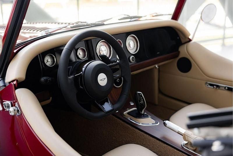 Neu Morgan Plus 258 PS (189 kW) 2026 Rot Cabrio