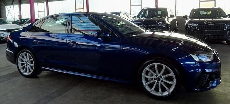 Gebraucht Audi A4 S-Line 204 PS (150 kW) 2022 Blau Limousine