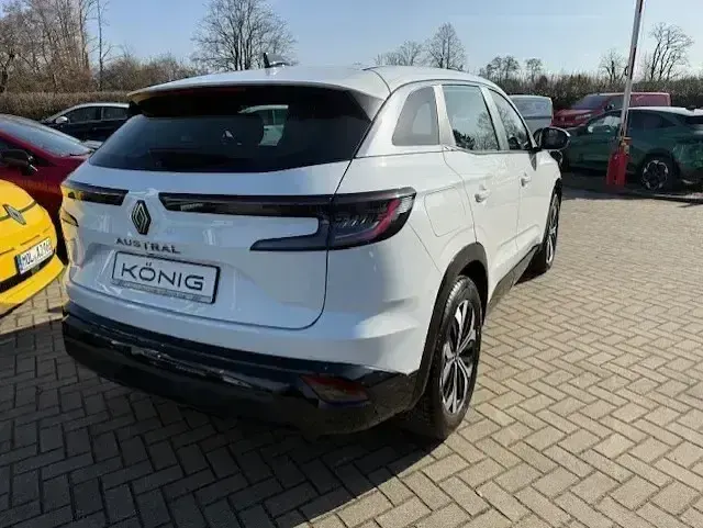 Usata Renault Austral Evolution 158 CV (116 kW) 2024 Bianco SUV