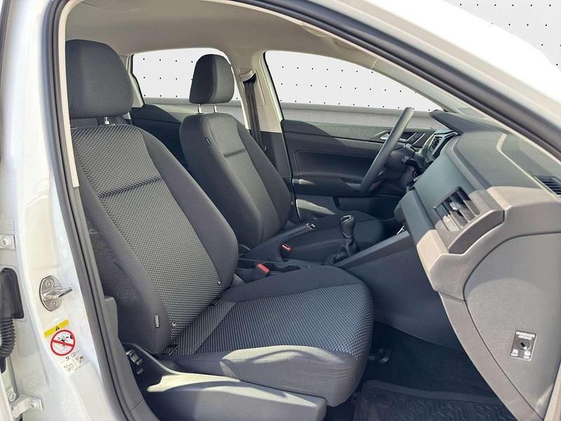 Gebraucht VW Polo Basis 80 PS (58 kW) 2022 Weiß Kleinwagen