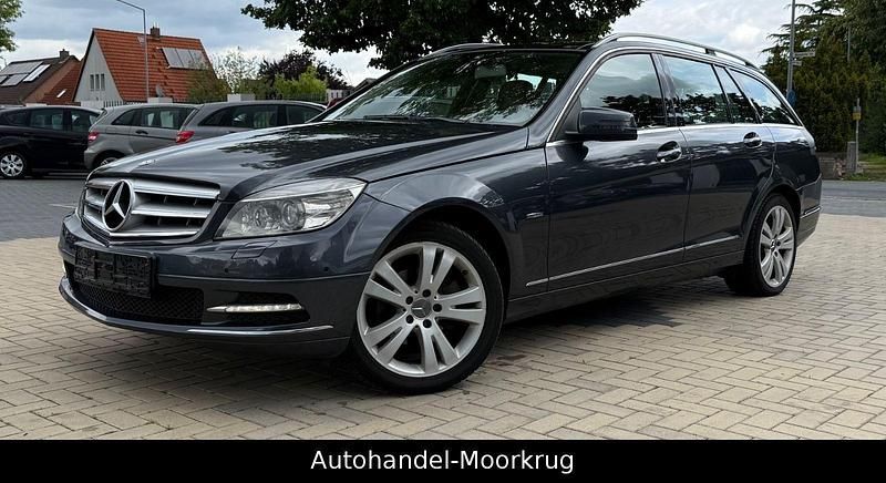 Grau Gebraucht 2010 Mercedes C200 Avantgarde Kombi | 3.900 € (Guter Preis) - Bild 1/4