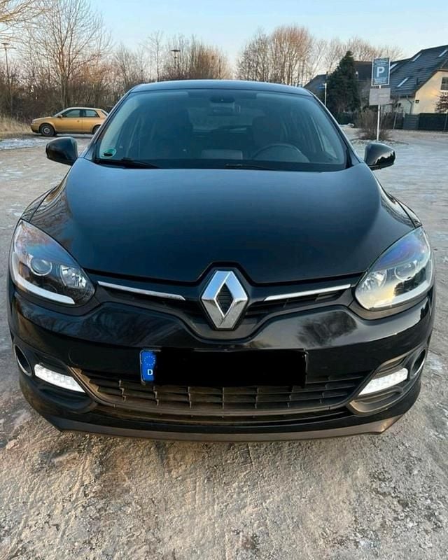 Gebraucht Renault Mégane LIMITED 116 PS (85 kW) 2014 Schwarz Limousine
