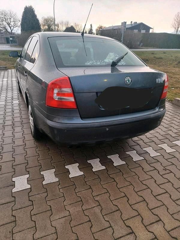 Second-hand Skoda Octavia 160 CP (117 kW) 2008 Gri Berlinǎ