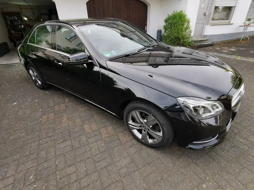 Usata Mercedes E250 204 CV (150 kW) 2017 Nero Berlina