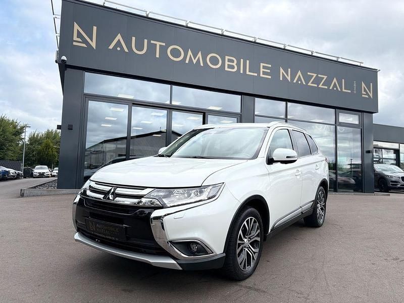 Weiß Gebraucht 2018 Mitsubishi Outlander Edition SUV | 20.999 € (Fairer Preis) - Bild 1/4