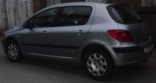 Grau metallic Gebraucht 2003 Peugeot 307 Kleinwagen | 2.500 € - Bild 1/3