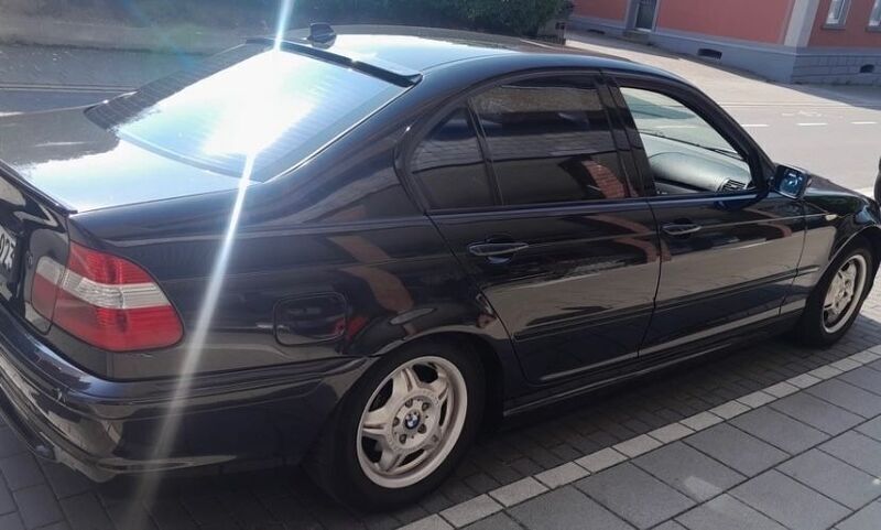 Schwarz Gebraucht 2002 BMW 318 M Sport Limousine | 2.000 € (Superpreis) - Bild 1/4