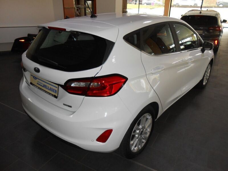 Usata Ford Fiesta Titanium 125 CV (91 kW) 2022 Bianco Utilitaria