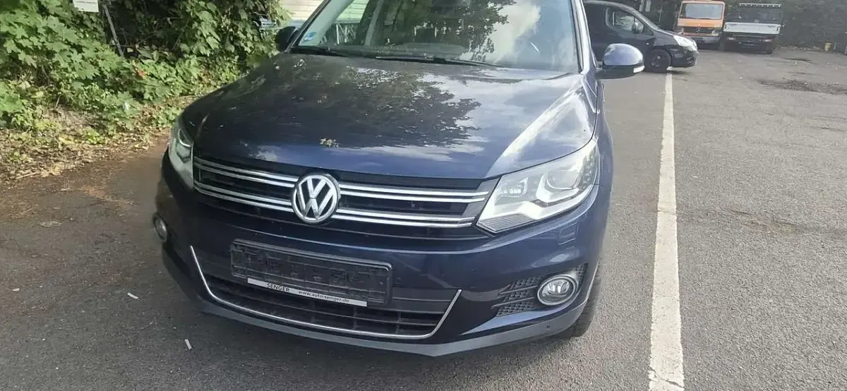 Gebraucht VW Tiguan Cup 179 PS (131 kW) 2014 Night blue metallic SUV