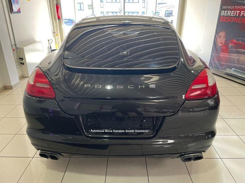 Gebraucht Porsche Panamera 4S 400 PS (294 kW) 2011 Schwarz Limousine