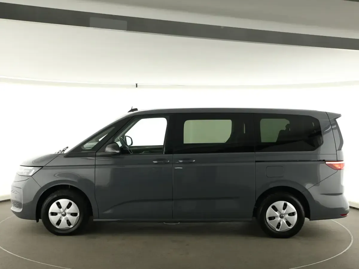 Usata VW Multivan Basis 150 CV (110 kW) 2025 Monovolume