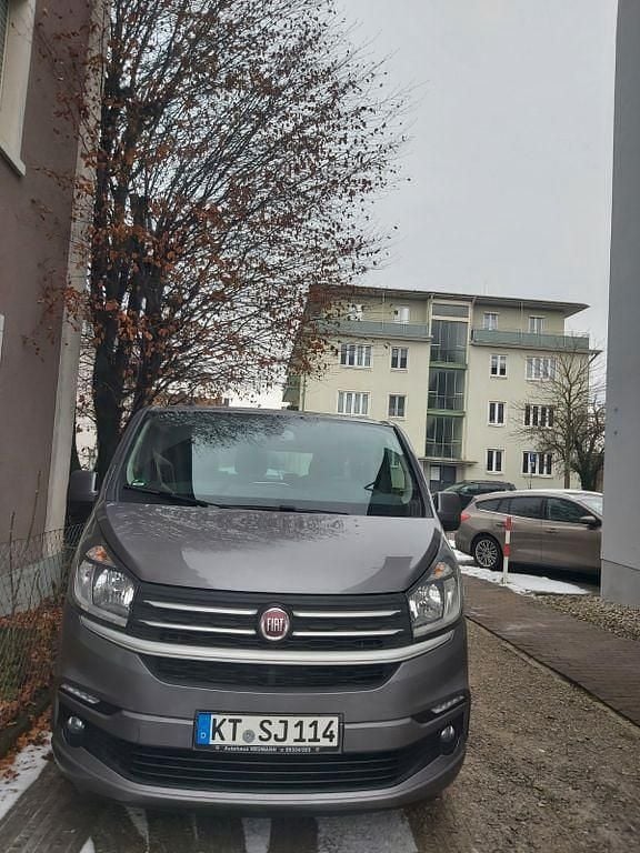 Grau Gebraucht 2020 Fiat Talento Van / Kleinbus | 26.900 € (Teuer) - Bild 1/2
