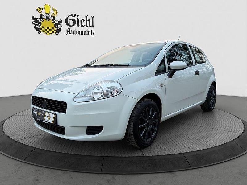 Gebraucht Fiat Grande Punto 69 PS (50 kW) 2011 Weiß Kleinwagen