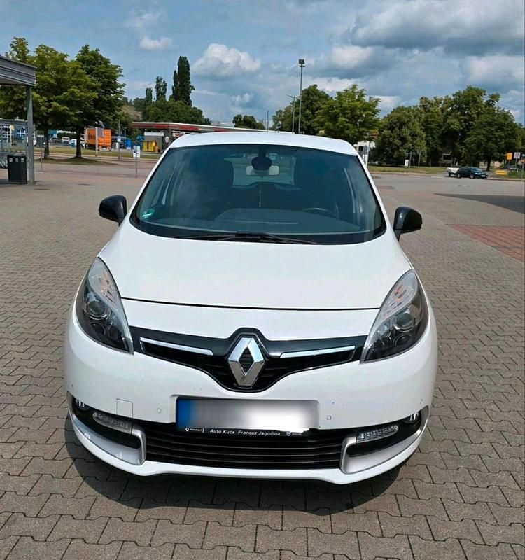 Weiß Gebraucht 2016 Renault Scénic III LIMITED Van / Kleinbus | 5.500 € (Fairer Preis) - Bild 1/4