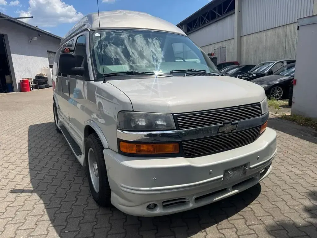 Gebraucht Chevrolet Express 290 PS (213 kW) 2007 Silber Van / Kleinbus