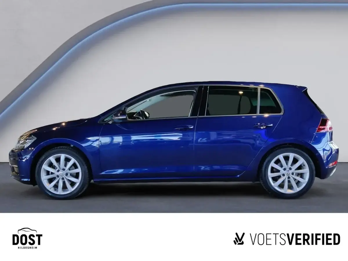 Gebraucht VW Golf VIII Highline 131 PS (96 kW) 2020