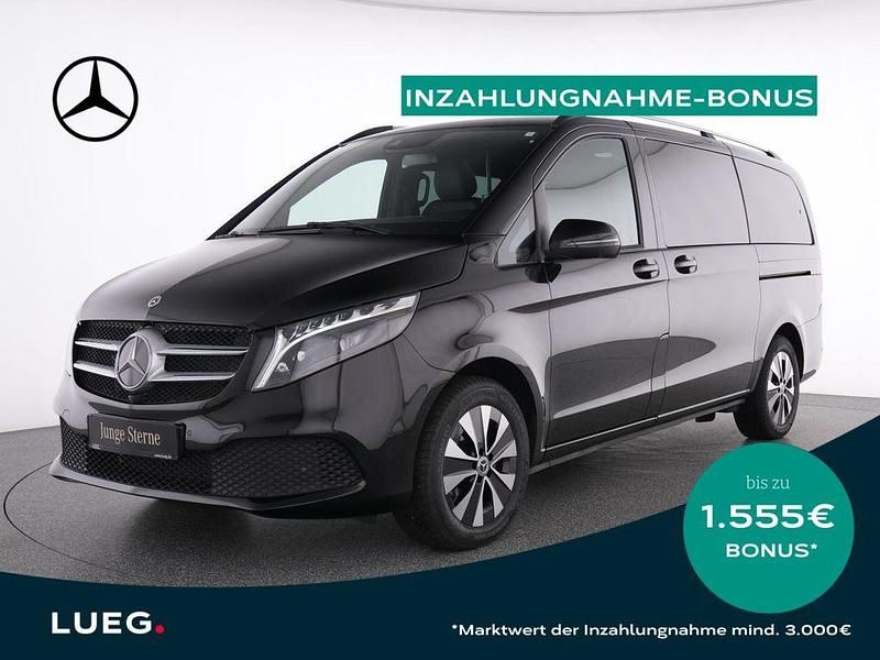 Schwarz Gebraucht 2024 Mercedes V300 Van / Kleinbus | 71.895 € (Guter Preis) - Bild 1/4