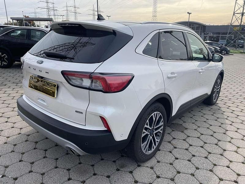 Gebraucht Ford Kuga Titanium X 152 PS (111 kW) 2020 Arktisweiß SUV