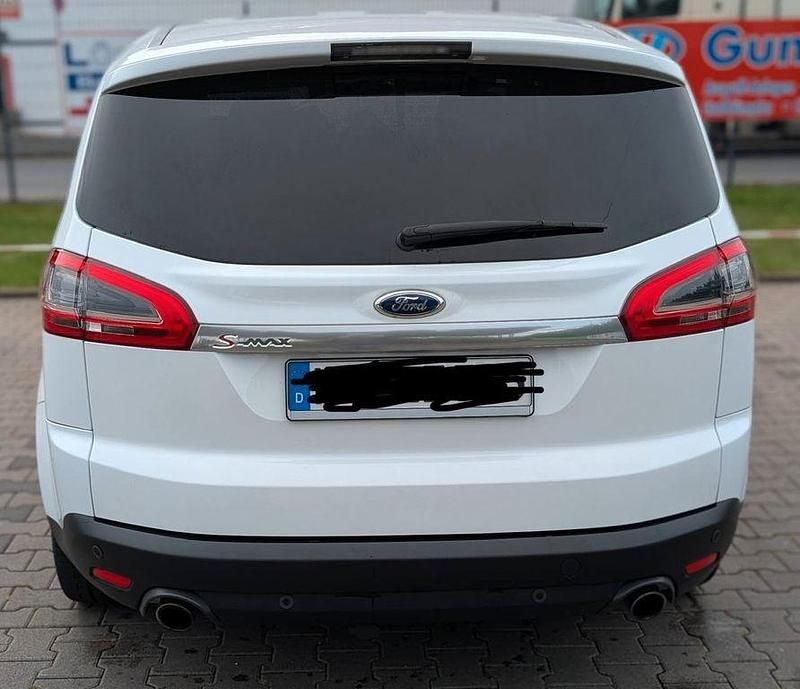 Gebraucht Ford S-MAX Titanium 200 PS (147 kW) 2014 Weiß Van / Kleinbus